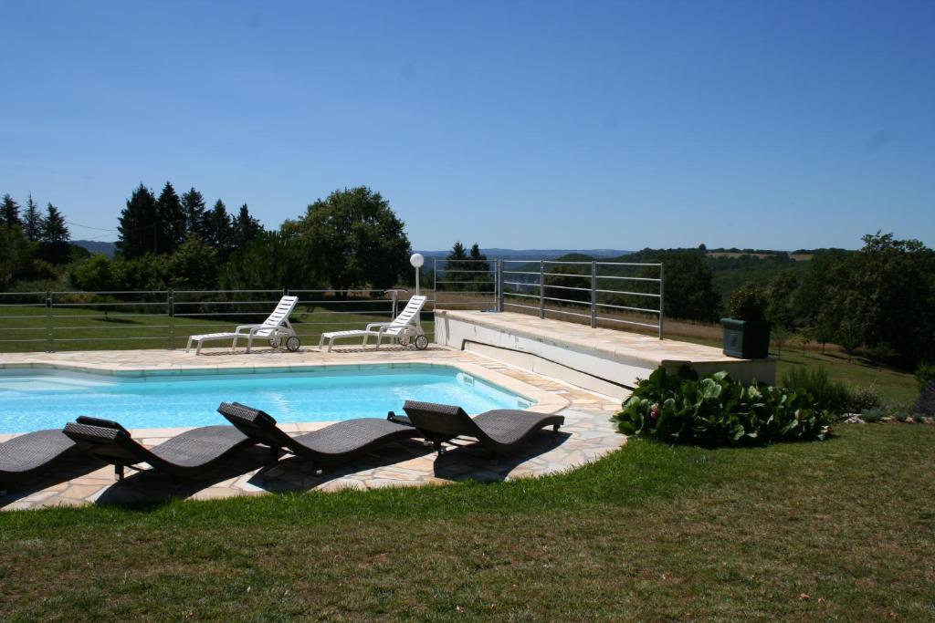 Villa Touloumo Mayrac Exterior photo